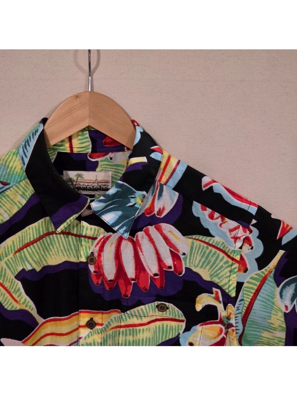 Patagonia Tropical Print Button Down XS